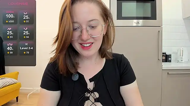 Charmy_Gracy webcam