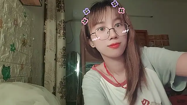 Lili_666 webcam