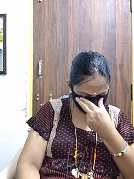 Tamil_white_beauty webcam stripchat model stream image