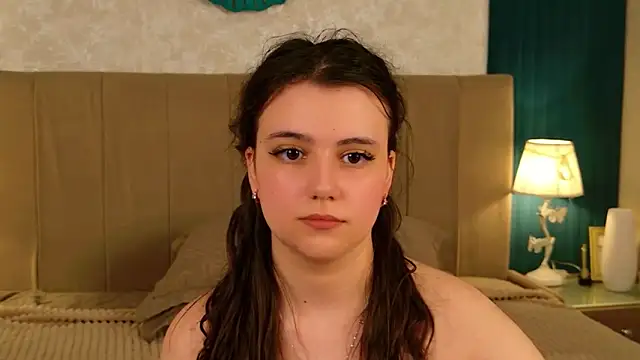 Pauline_Heaven webcam