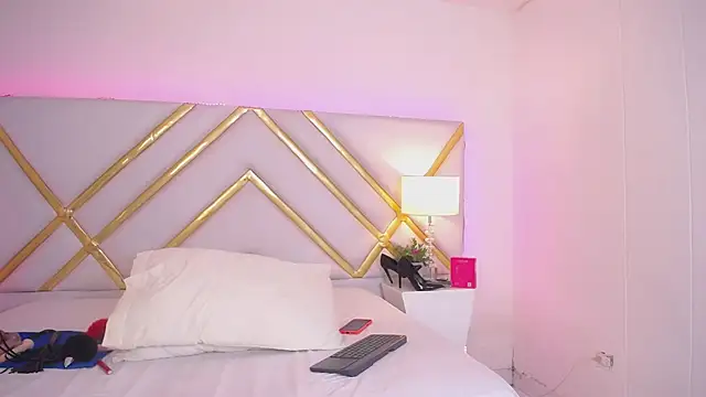 laila_stilwiills webcam