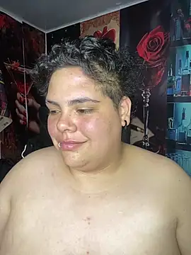 Hailey_Curvy webcam