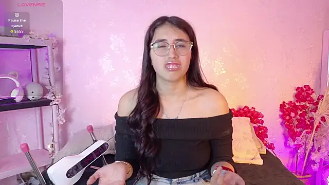 valk_submissive's live room