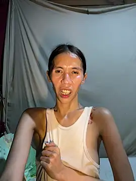 LoveRUBY143 webcam