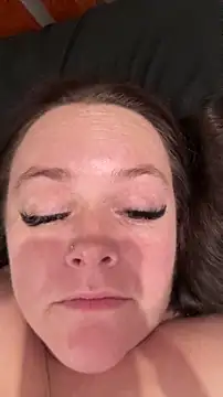 carinabro10 webcam