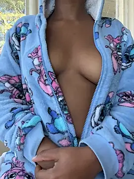 NaughtyShawdy webcam