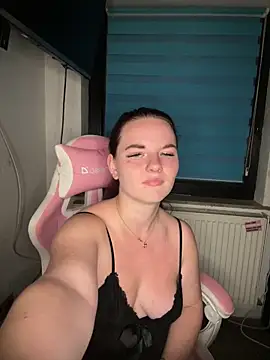 SecretSarah webcam