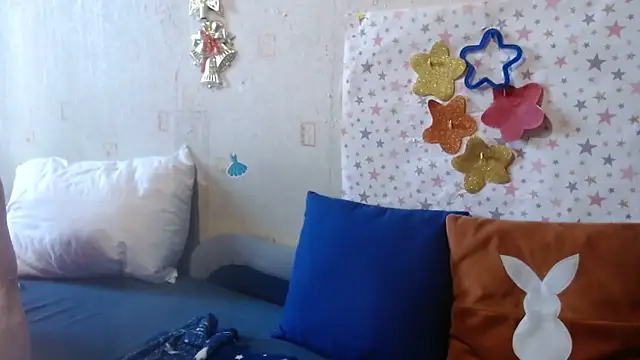 QueenLana webcam