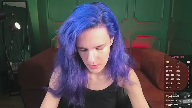 AuraLaunni webcam