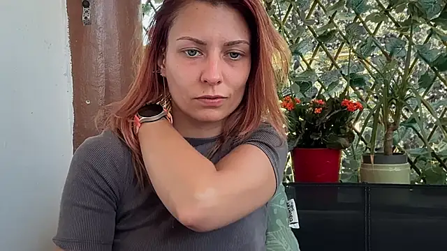 karo123421 live cam on StripChat