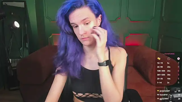 AuraLaunni webcam