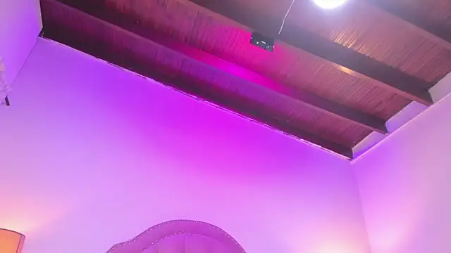 Mia_Culpa live sex cam