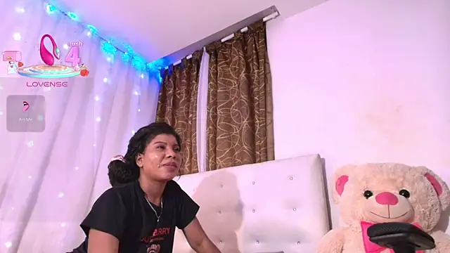 ivonjoness webcam