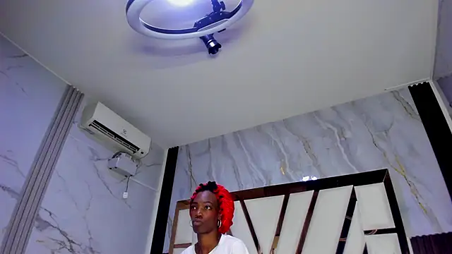 ebony_valentina webcam