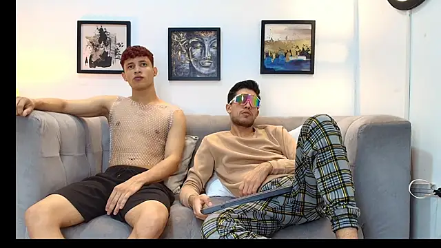 YOUNG_GUYS1 webcam