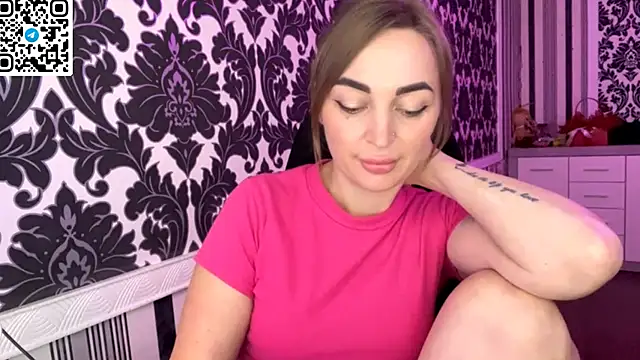 Vellora_ webcam