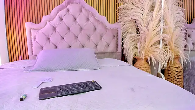 AlaskaFlowerss1_ webcam