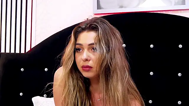AylinRosee webcam