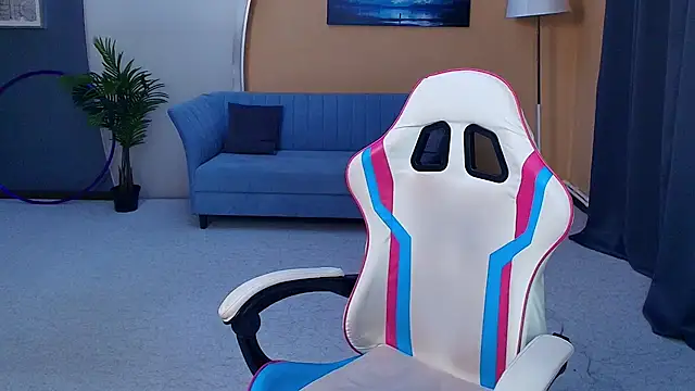lightshynes webcam