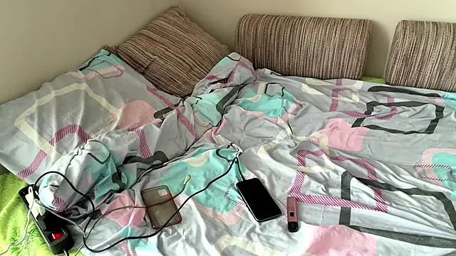 HoneyKittyk webcam