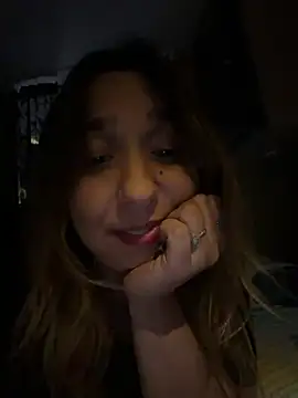 Eze13crybaby webcam