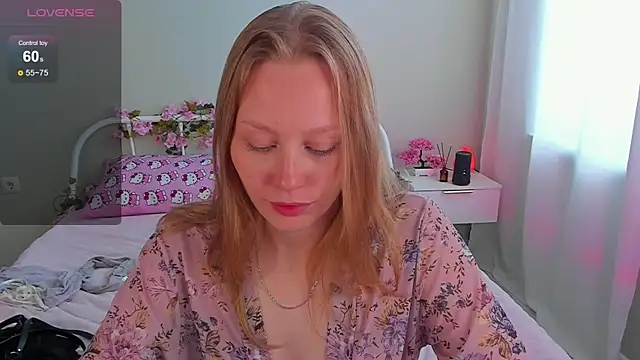 angelblaze - AngelBlaze's free webcam - UK Sex Cams