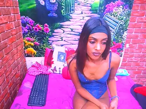 IndianPretty14u2Luv webcam