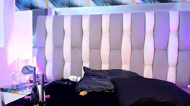 IsaDiiaz webcam