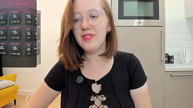 Charmy_Gracy webcam