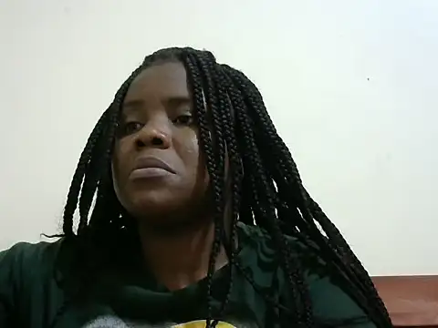 ebonyzoey live cam on StripChat