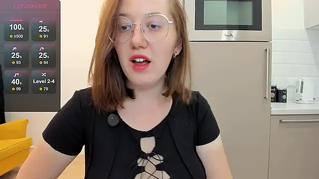 Charmy_Gracy webcam