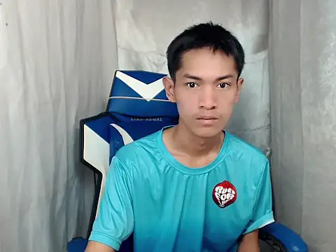 riks_tyler (Ask my age) - reach my goals to get me naked and cum