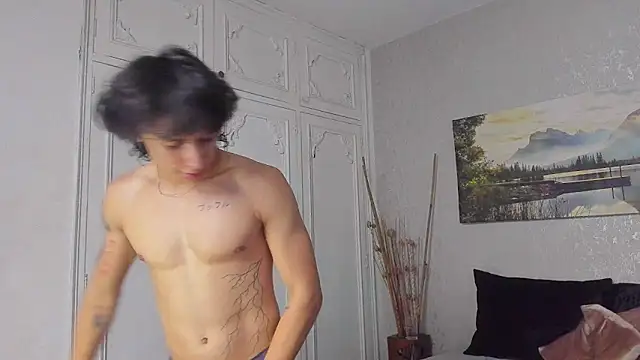 tyler_durten (M twink) - DANCE NAKED🔥😈