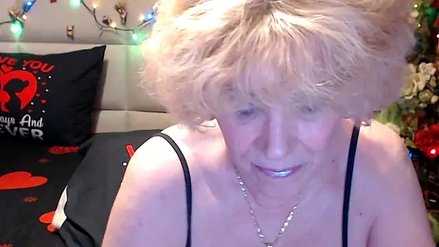 happywomanon - HappyWomanOn's free webcam - UK Sex Cams