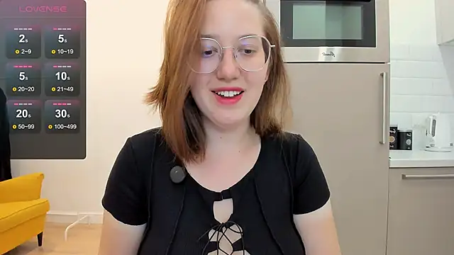 Charmy_Gracy webcam
