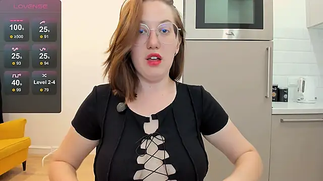 Charmy_Gracy webcam
