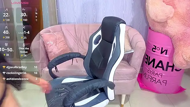 lia_harper_t webcam