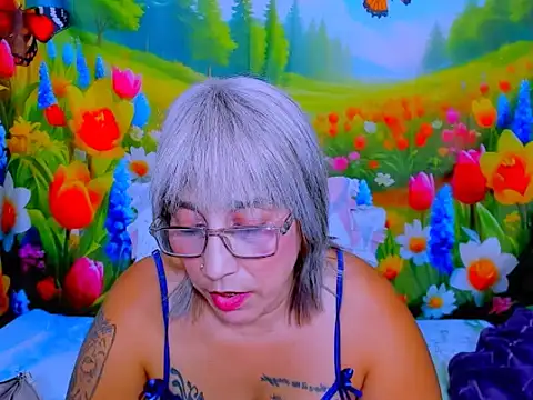 indianroxy webcam