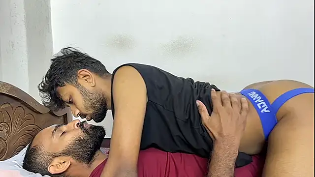 DesiDaddyandSon live sex cam