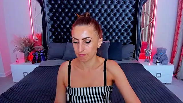 Rebecca_Diamond webcam