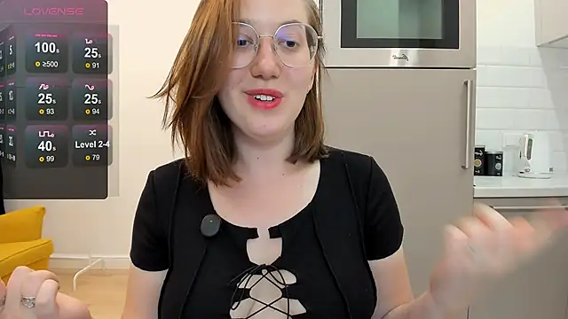Charmy_Gracy webcam