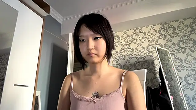 neonami webcam