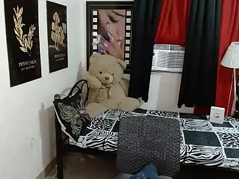 UrhotGoddess live cam
