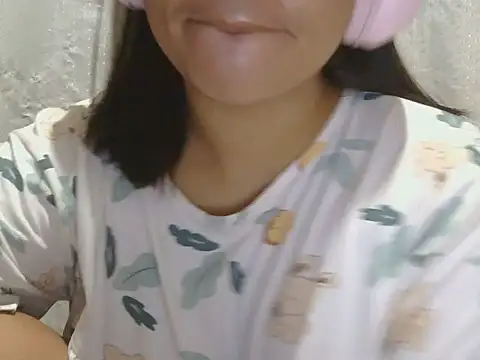ChubbyButty live cam preview on Stripchat