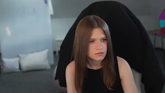 Monika_kiss054 webcam