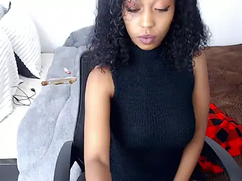 Thee_habibah webcam