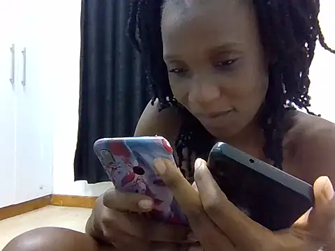 Sexxy_petite1 webcam