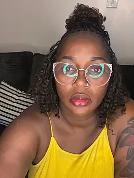 Honeylust26 live cam on StripChat