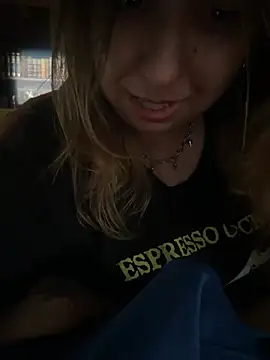 Eze13crybaby webcam