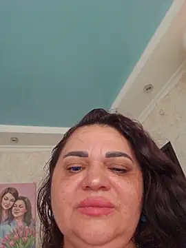 -cute-evvil- - -CUTE-EVVIL-'s free webcam - UK Sex Cams